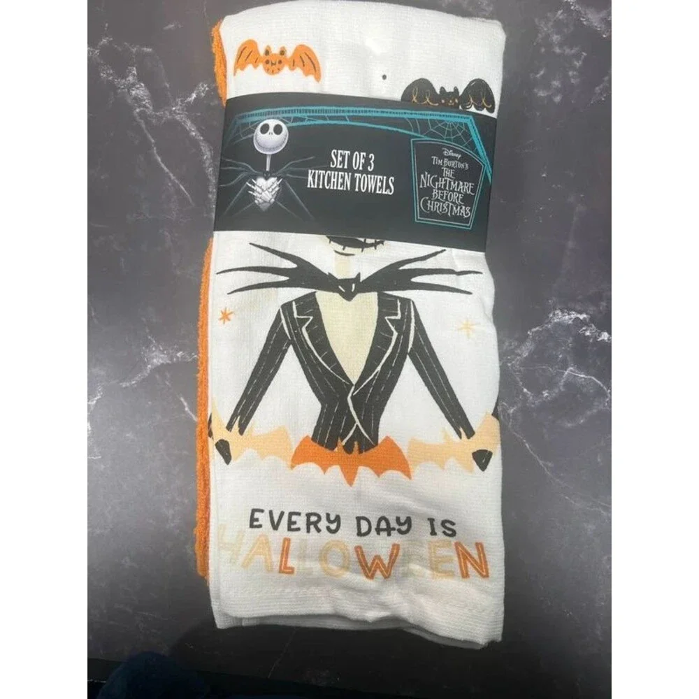 Disney Nightmare Before Christmas Jack Skellington Halloween Kitchen Towels Set